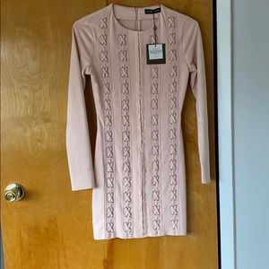 🌟 NEVER BEEN WORN ⭐️ CARLI BYBEL X MISSGUIDED